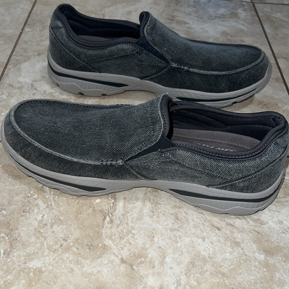 Mens: Skechers Size 11 Relaxed Fit Air-Cooled - Picture 4 of 10